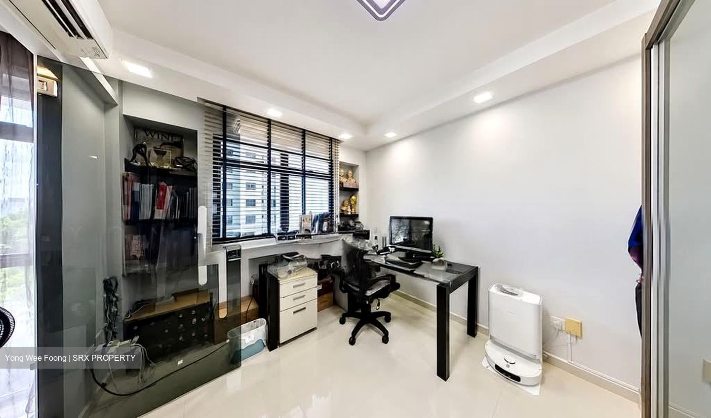 Blk 87 Telok Blangah Heights (Bukit Merah), HDB 4 Rooms #596395101